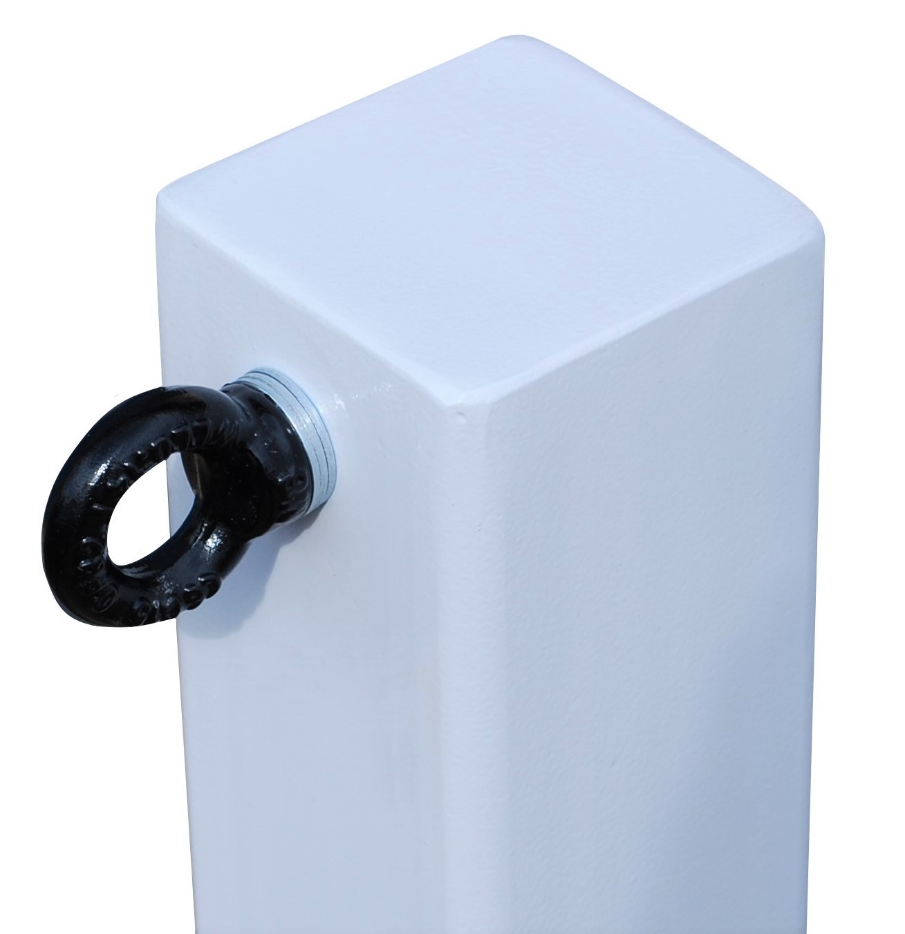 Single Chain Eyelet on Security Post
